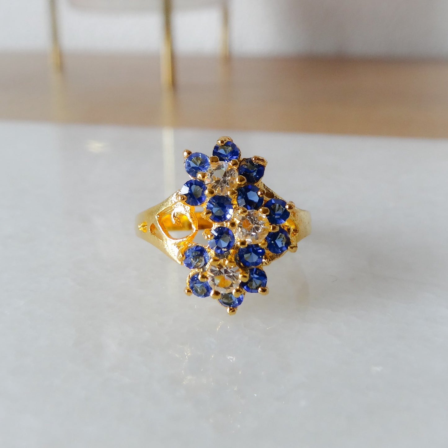 Pooja | Dames ring met stenen