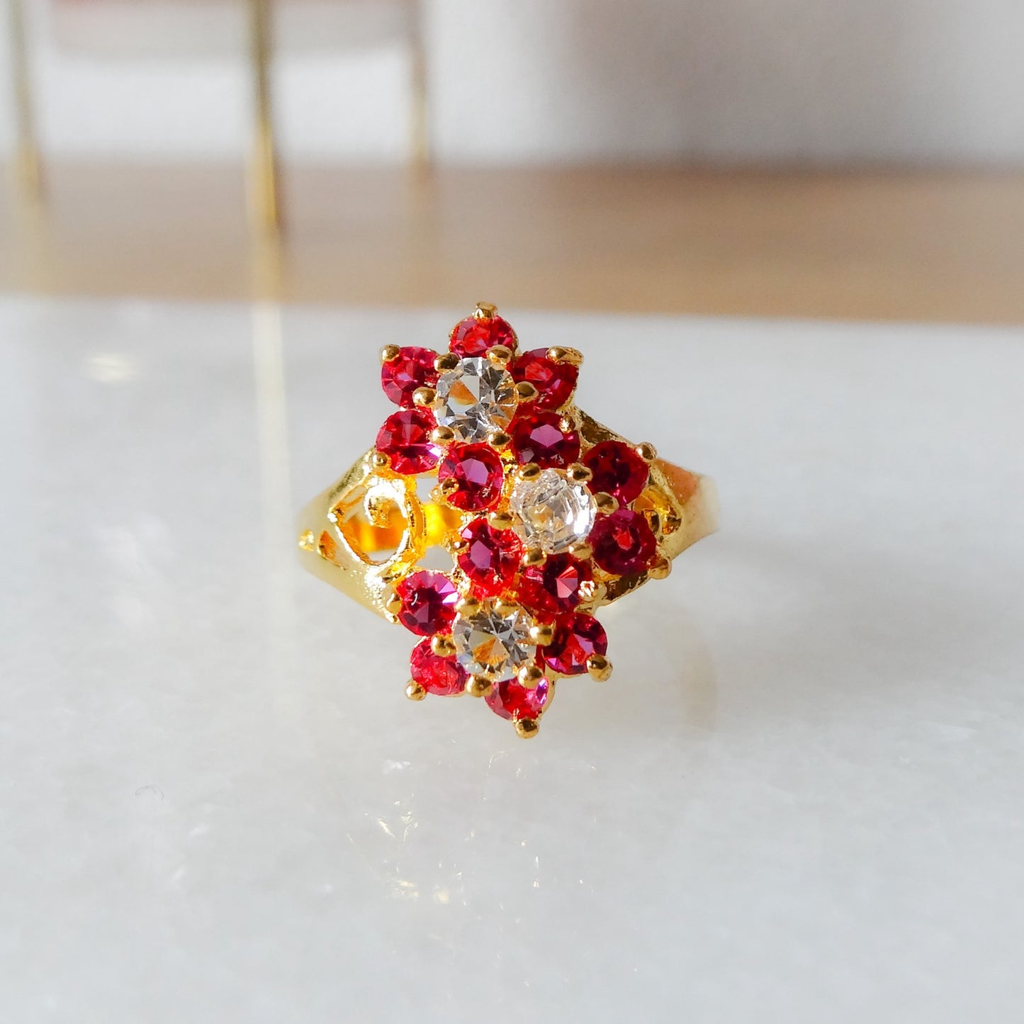 Aditi | Gouden bloemen ring